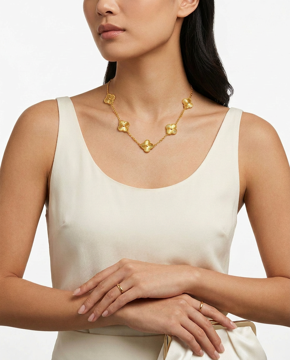 916 Gold Necklace 5 Clover Carved D S
